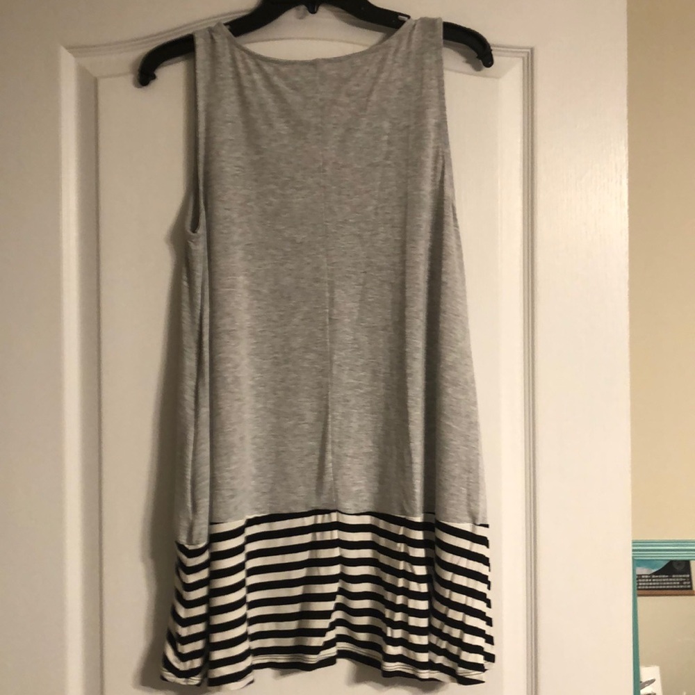 Zenana sleeveless tunic - Picture 4 of 4